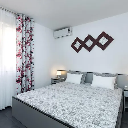 Apartment Alida Krk Town Exterior photo